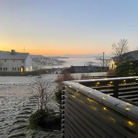On The Footstep Of Mount Ulriken Apartment Bergen